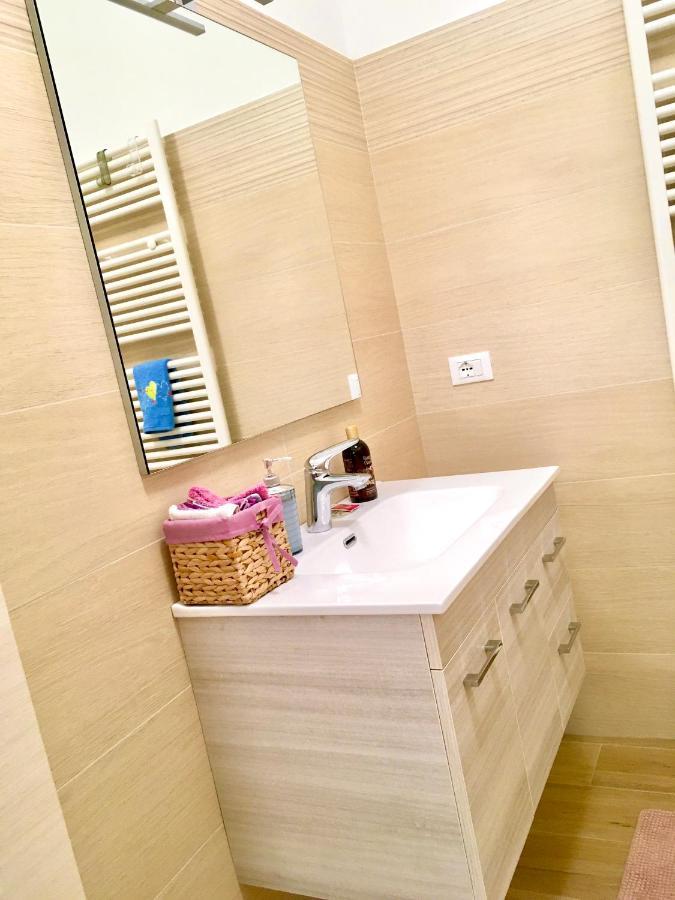 Appartamento Con Due Camere Da Letto E Free Park Verona Exterior photo